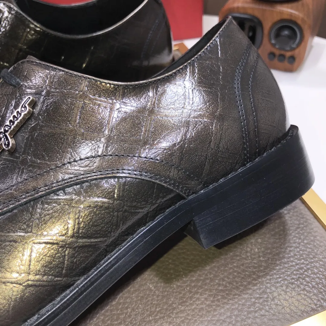 Men's shoes 💰480💰[Ferragamo/Ferragamo] The latest model in the counter, original imported cowhide fabric + sheepskin lining + original luxury metal buckle + original combination outsole, no pressure in comparison 38--44 (custom-made for 45, non-refundable)